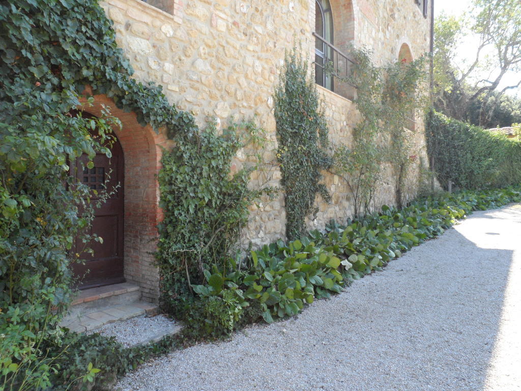 Podere Il Caggio Rooms Сан-Джиминьяно Экстерьер фото